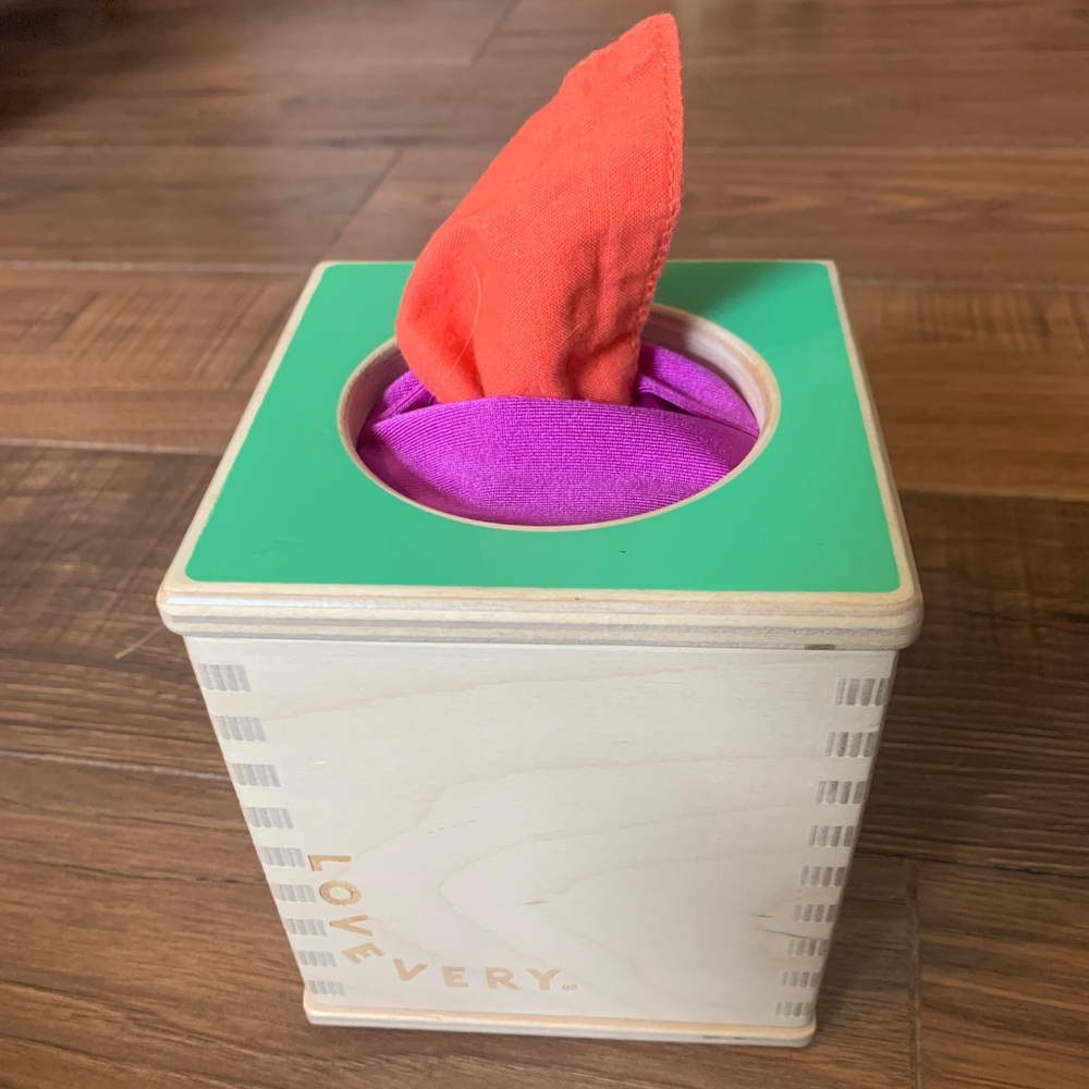 Lovevery Magic Tissue Box